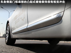 2011款 2.4L 自动 尊贵版
