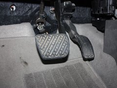 2010款 1.5L 自动 易炫版