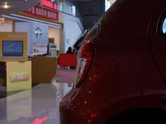 2010款 1.5L 自动 易炫版