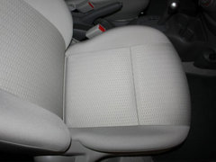 2010款 1.5L 自动 易智版