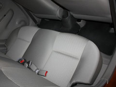 2010款 1.5L 自动 易智版
