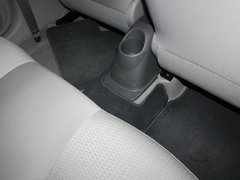 2010款 1.5L 自动 易智版
