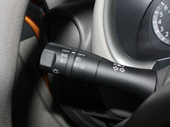 2010款 1.5L 自動 易智版