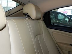 2010款 两厢 1.6L 手动 尊贵型
