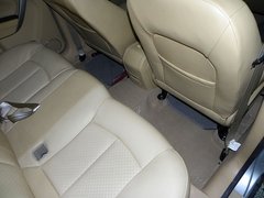 2010款 两厢 1.6L 手动 尊贵型