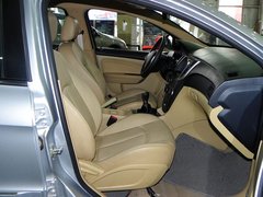 2010款 两厢 1.6L 手动 尊贵型