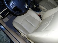 2010款 两厢 1.6L 手动 尊贵型