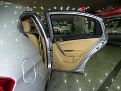 2010款 两厢 1.6L 手动 尊贵型