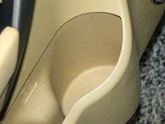 2010款 两厢 1.6L 手动 尊贵型