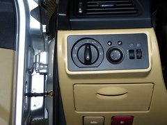 2010款 两厢 1.6L 手动 尊贵型