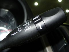 2010款 两厢 1.6L 手动 尊贵型