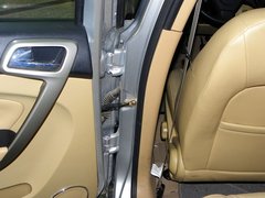 2010款 两厢 1.6L 手动 尊贵型