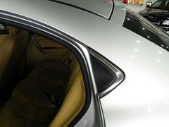 2010款 两厢 1.6L 手动 尊贵型