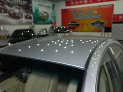 2010款 两厢 1.6L 手动 尊贵型