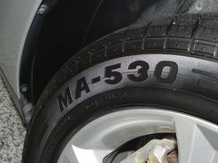2010款 两厢 1.6L 手动 尊贵型