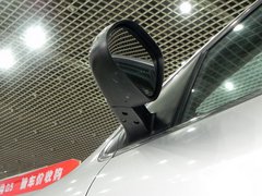 2010款 两厢 1.6L 手动 尊贵型