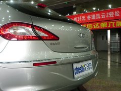 2010款 两厢 1.6L 手动 尊贵型