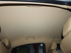 2010款 两厢 1.6L 手动 尊贵型