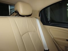 2010款 两厢 1.6L 手动 尊贵型