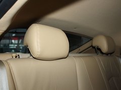 2010款 两厢 1.6L 手动 尊贵型