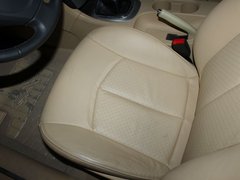 2010款 两厢 1.6L 手动 尊贵型