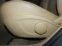 2010款 两厢 1.6L 手动 尊贵型