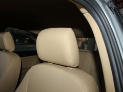 2010款 两厢 1.6L 手动 尊贵型