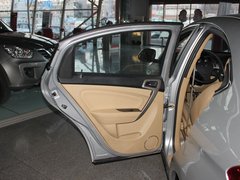 2010款 兩廂 1.6L 手動 尊貴型