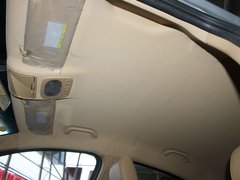 2010款 兩廂 1.6L 手動 尊貴型
