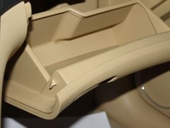 2010款 兩廂 1.6L 手動 尊貴型