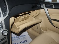 2010款 兩廂 1.6L 手動 尊貴型