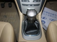 2010款 两厢 1.6L 手动 尊贵型