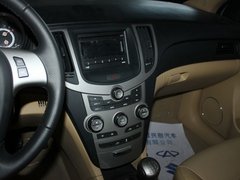 2010款 两厢 1.6L 手动 尊贵型
