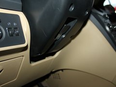 2010款 两厢 1.6L 手动 尊贵型