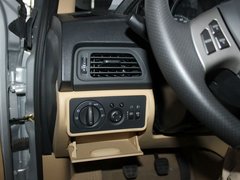 2010款 两厢 1.6L 手动 尊贵型