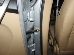 2010款 两厢 1.6L 手动 尊贵型