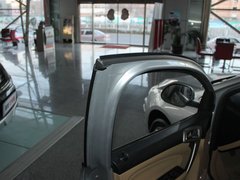 2010款 两厢 1.6L 手动 尊贵型