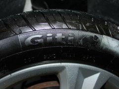 2010款 两厢 1.6L 手动 尊贵型