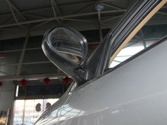 2010款 两厢 1.6L 手动 尊贵型
