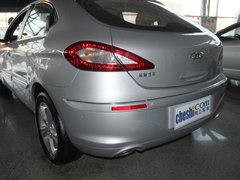 2010款 两厢 1.6L 手动 尊贵型