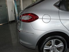 2010款 两厢 1.6L 手动 尊贵型