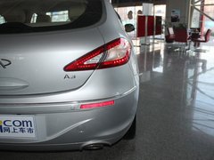 2010款 两厢 1.6L 手动 尊贵型