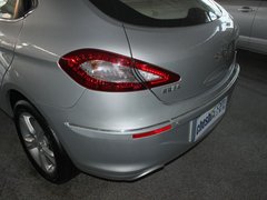 2010款 两厢 1.6L 手动 尊贵型