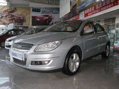 2010款 两厢 1.6L 手动 尊贵型