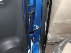 2010款 1.0L 手动 炫酷版