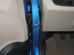 2010款 1.0L 手动 炫酷版