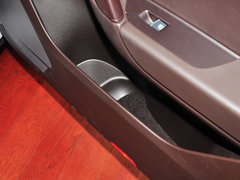 2011款 V6 TSI 标配型 5座