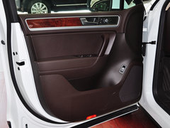 2011款 V6 TSI 标配型 5座