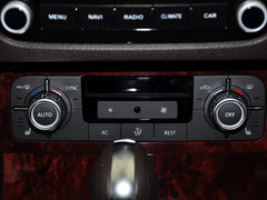 2011款 V6 TSI 标配型 5座