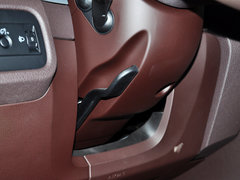 2011款 V6 TSI 标配型 5座
